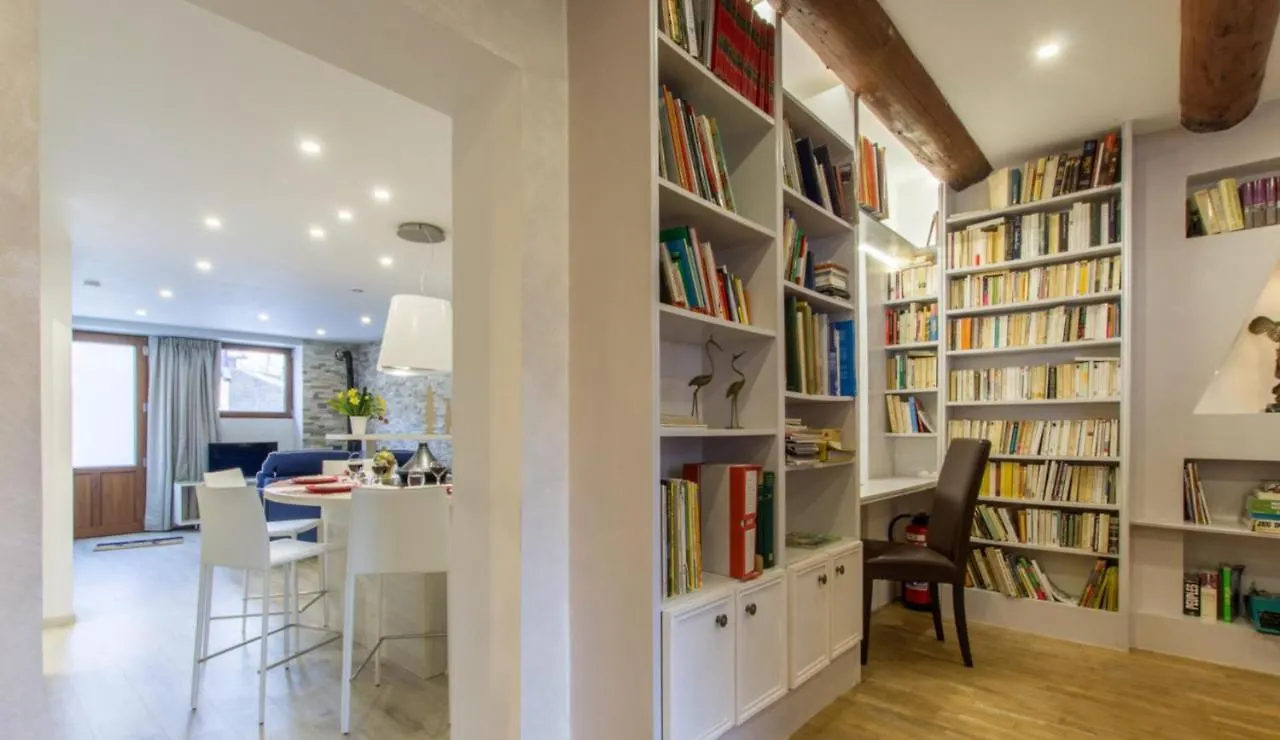 Le Clos Savoie Lorraine Thones Holiday home